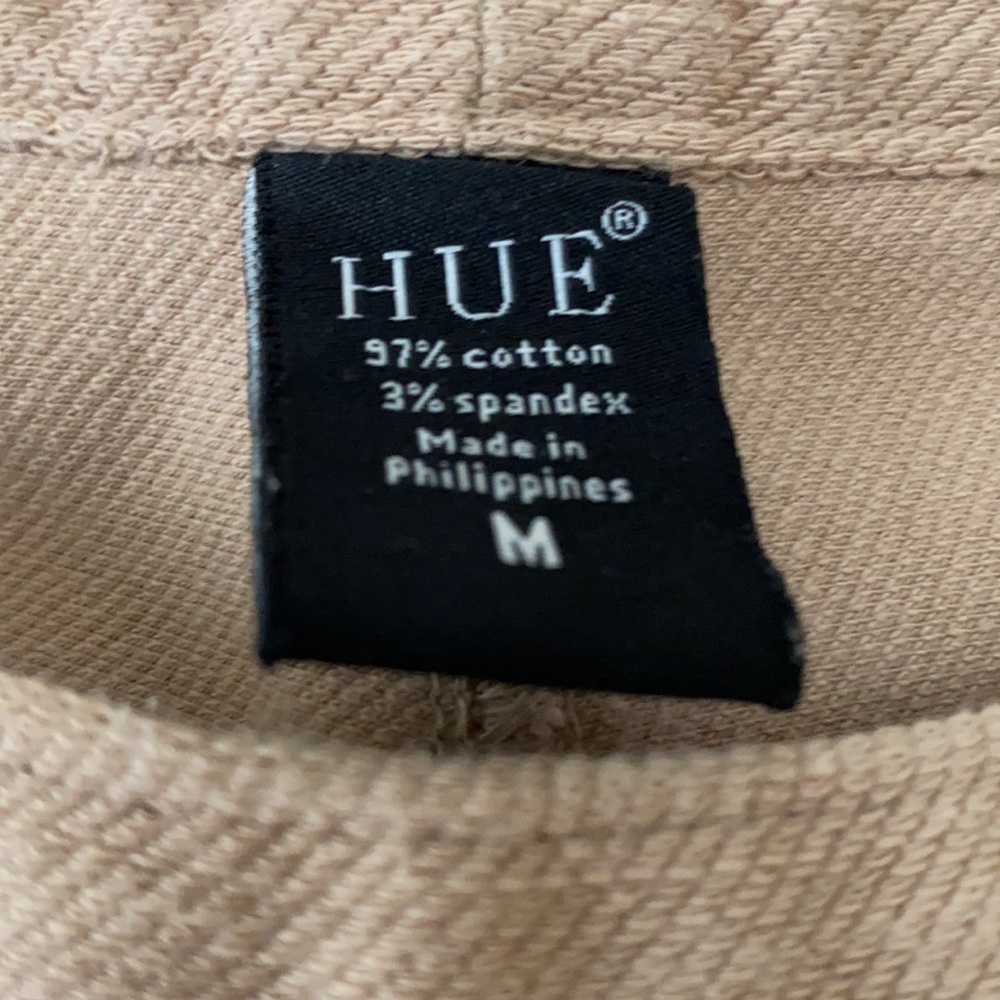 Comfy stretch Hue jean shorts. Size Med. length down 21” Like new condition😊 - Picture 2 of 10